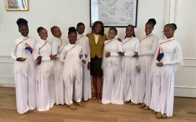 Minister Plenipotentiary Arrindell receives members of the Dance & Arts Dimensions Academy